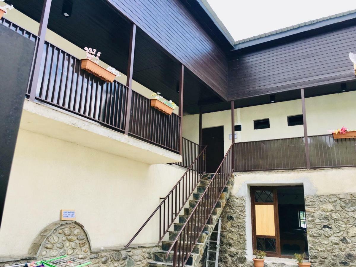Guesthouse Of Manoni Ratiani Mestia Luaran gambar
